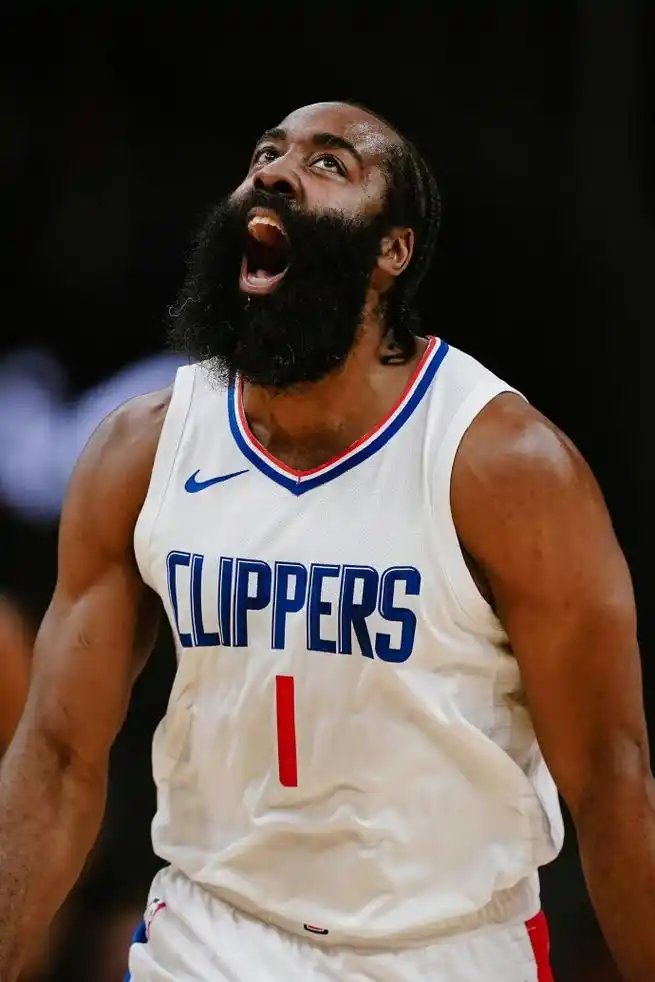 立陶宛男篮碾压凯尔特人，哈登惊艳世界的简单介绍