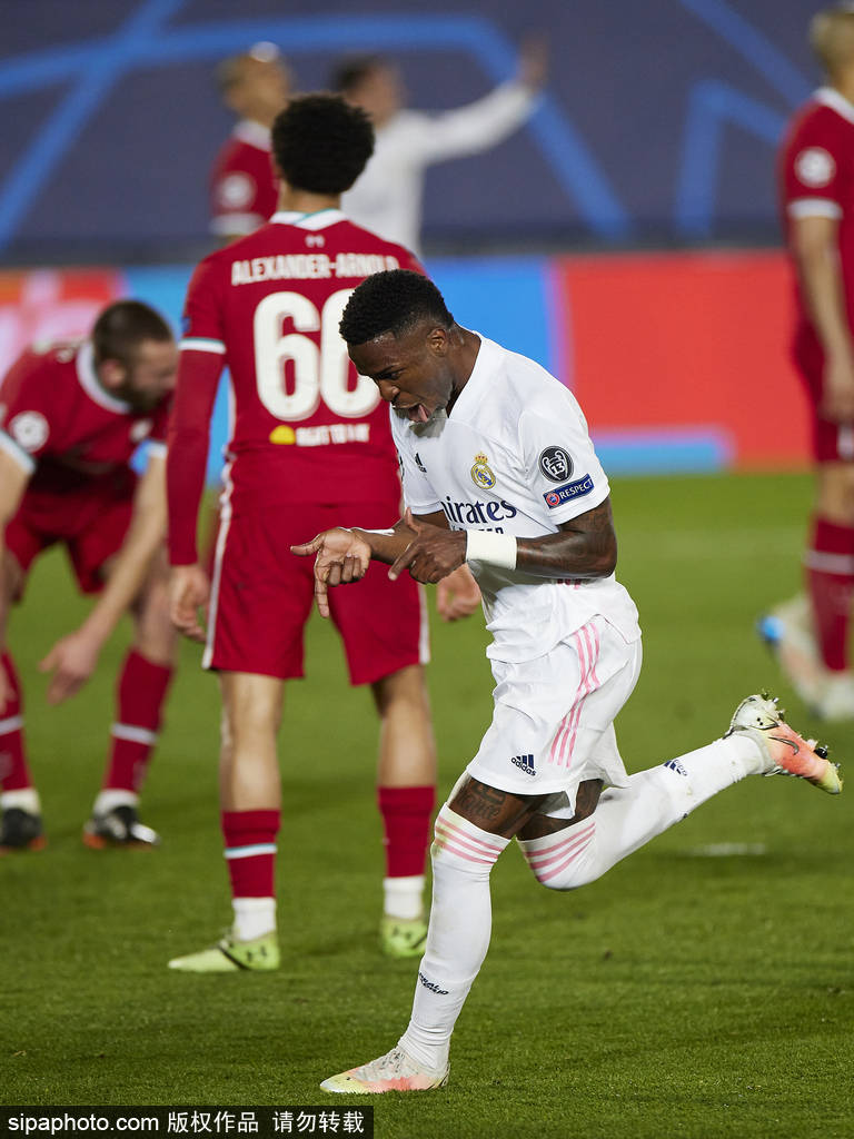 美国轻取阿根廷，博格巴2制霸全场