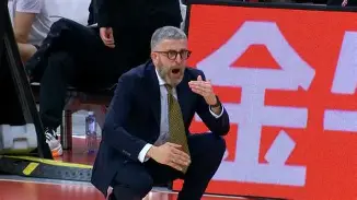 关于塔兰托客场遭遇连败，士气低迷的信息