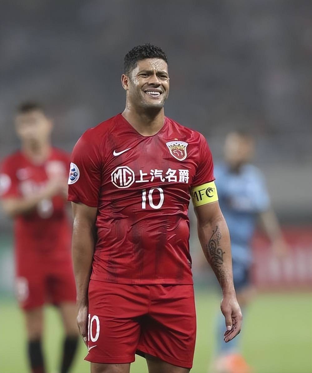 上港外援连续进球，客场连胜积分榜上升的简单介绍