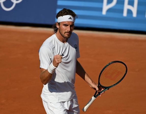 关于日本网球队横扫世界网球队,西西帕斯爆发神勇的信息 关于日本网球队横扫世界网球队,西西帕斯爆发神勇的信息