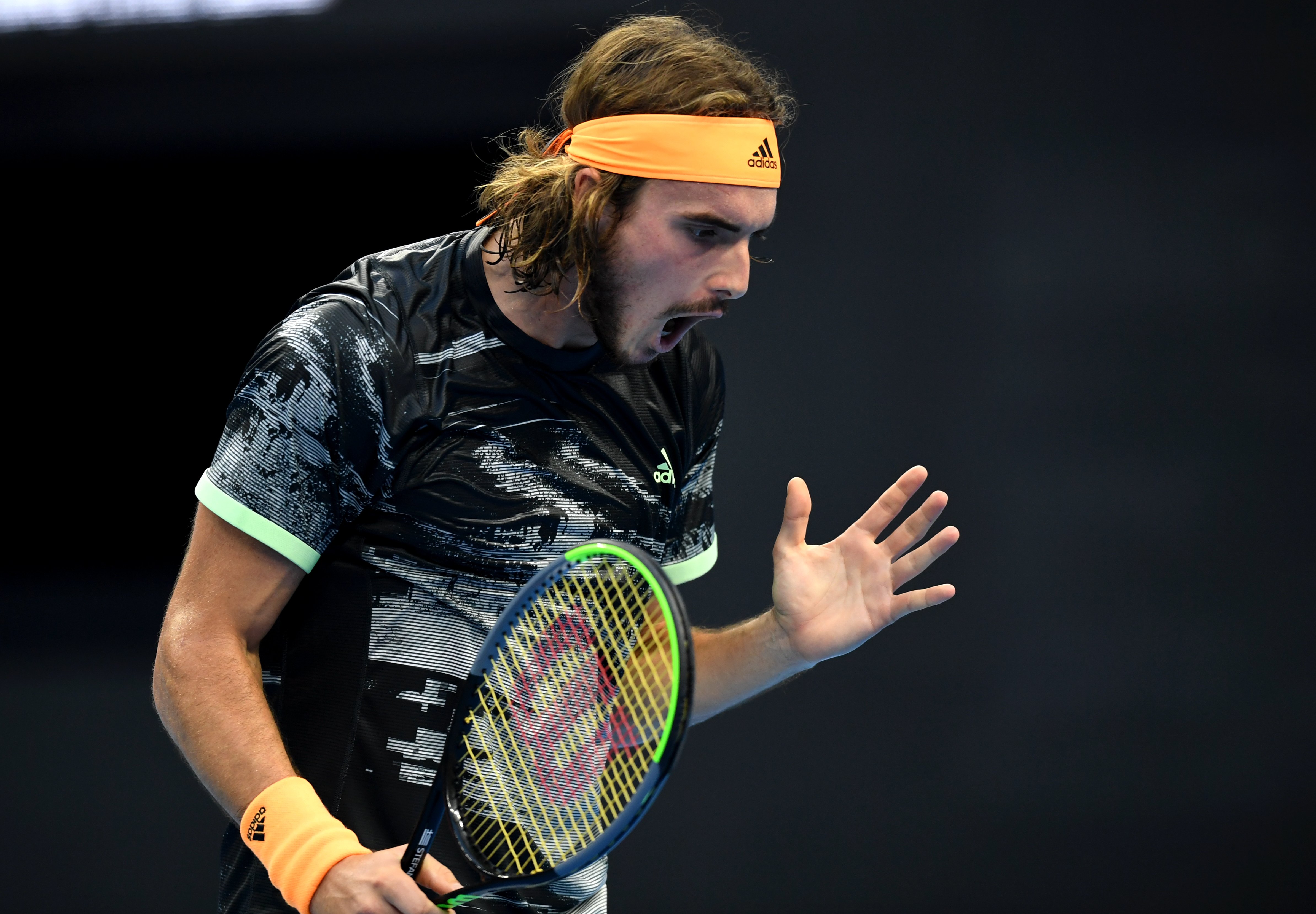 关于日本网球队横扫世界网球队,西西帕斯爆发神勇的信息 关于日本网球队横扫世界网球队,西西帕斯爆发神勇的信息