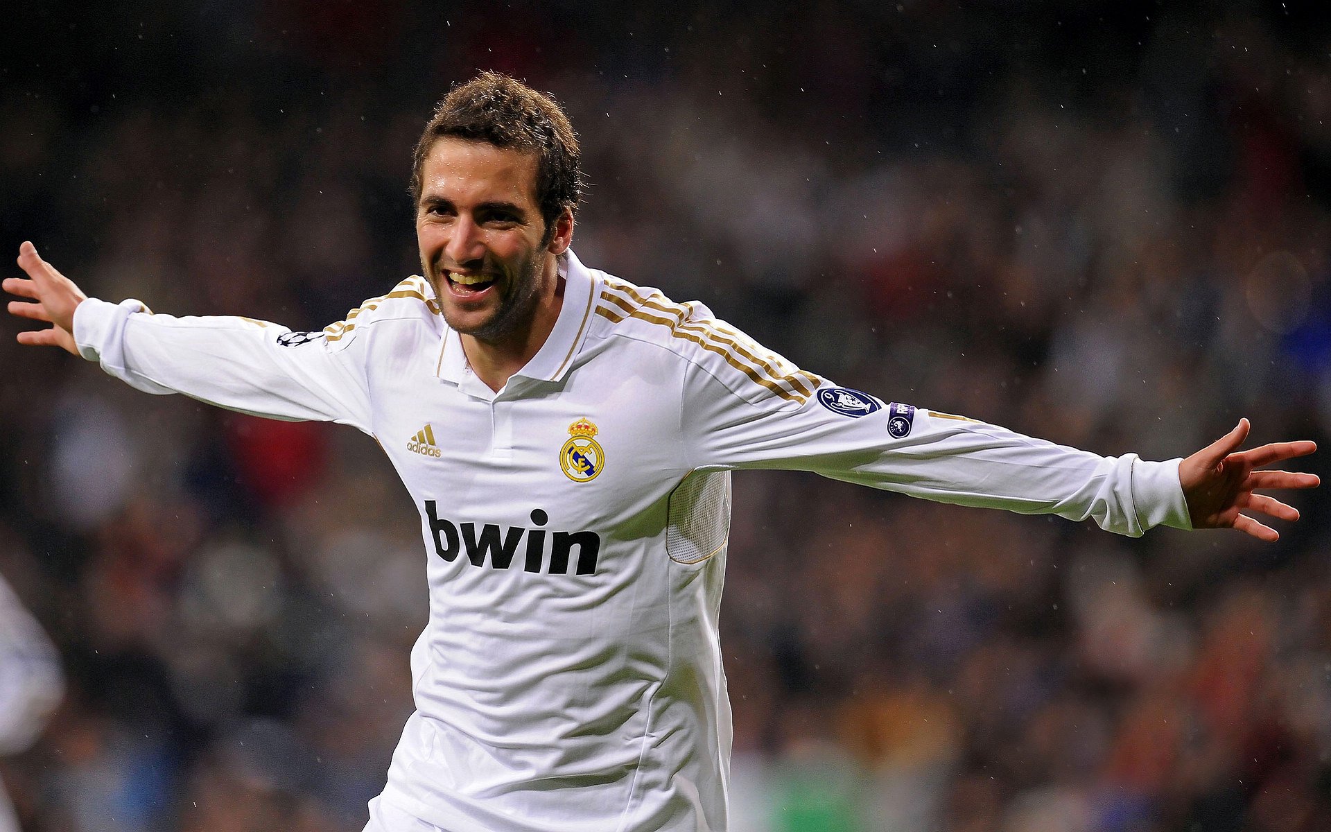 末节之王!字母哥导演逆转,武切维奇空砍35+16难救主