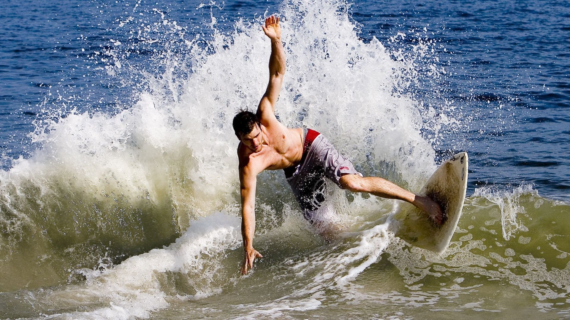 世界排名争夺战之夜,布伦森发挥堪称完美